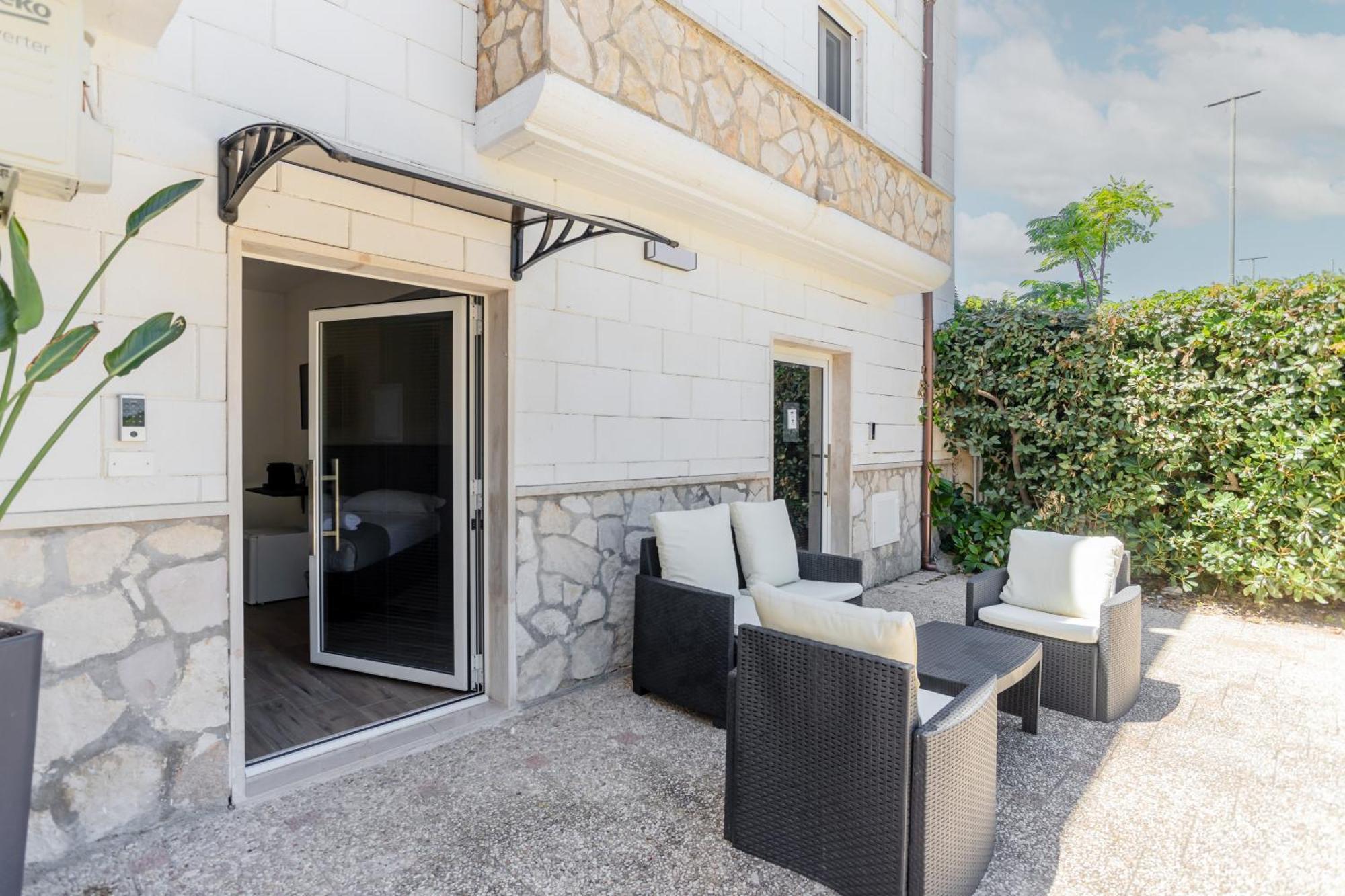 باري Pietramare Luxury Suites المظهر الخارجي الصورة